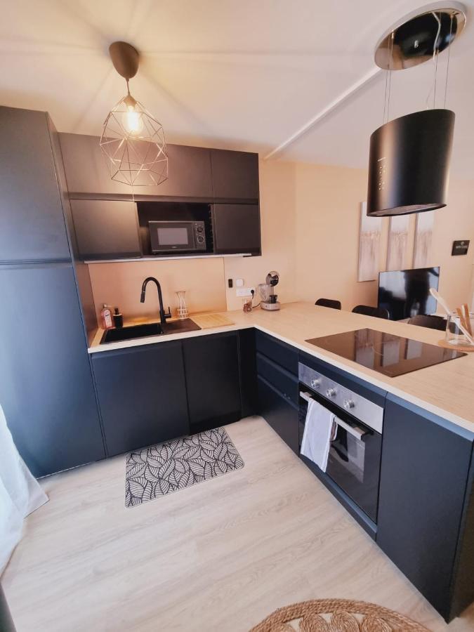 Duplex Neuf Centre Ville Avec Parking Neauphle-le-Château 외부 사진